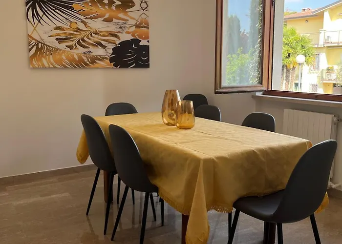 בית נופש Ca' Puccini 8 *